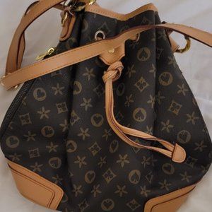 Cute big brown purse